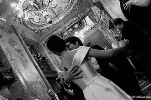 Black-and-white Viennaze Waltz Photography