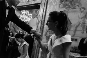 Black-and-white Viennaze Waltz Photography