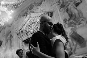 Black-and-white Viennaze Waltz Photography