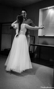 Black-and-white Viennaze Waltz Photography