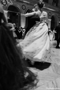 Black-and-white Viennaze Waltz Photography