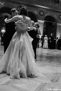 Black-and-white Viennaze Waltz Photography